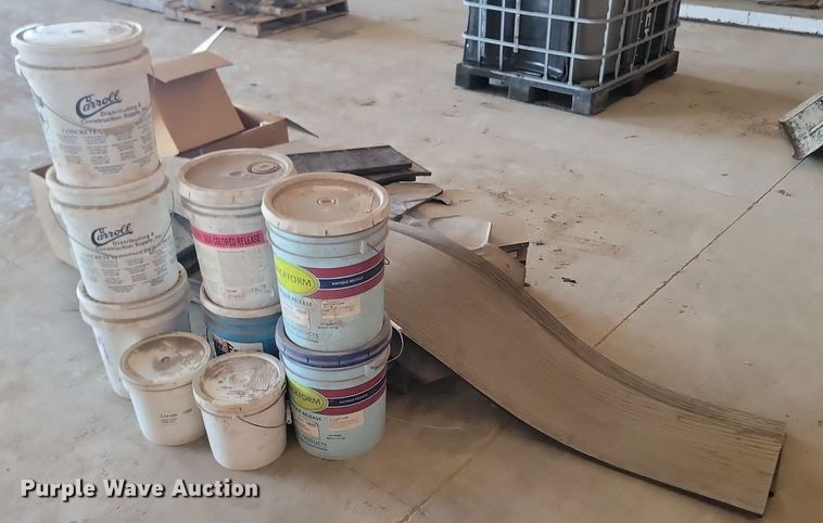 image for item NZ9993 Concrete equipment