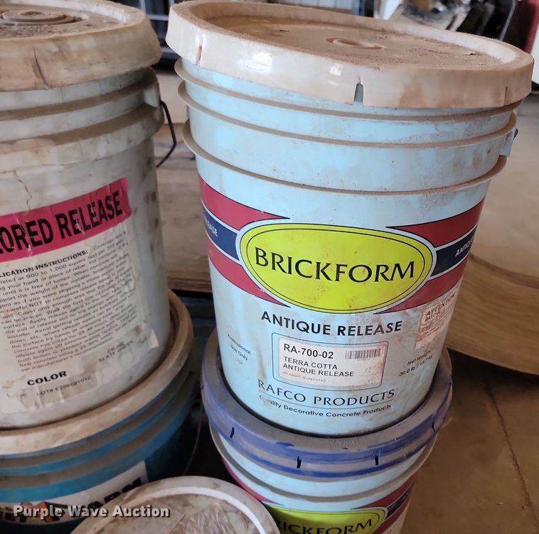 image for item NZ9993 Concrete equipment