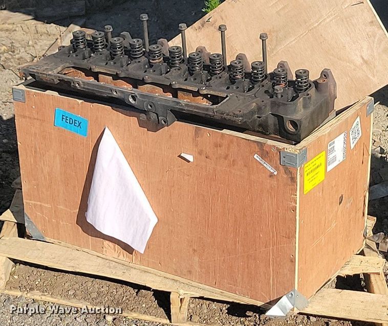 image for item OD9515 Cummins engine