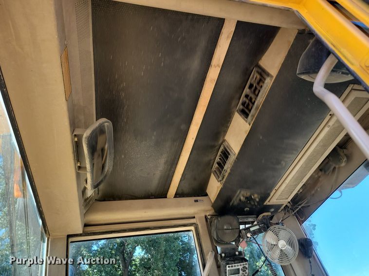 image for item OD9521 1991 John Deere 770B motor grader