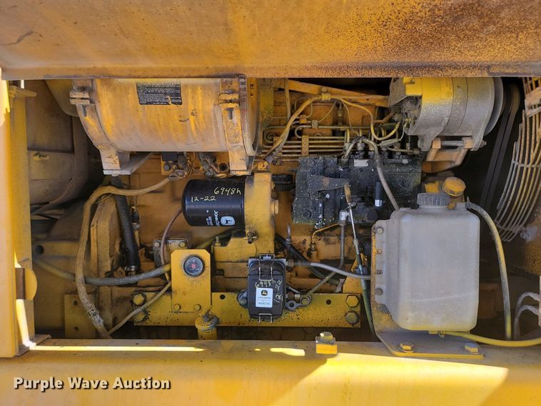 image for item OD9521 1991 John Deere 770B motor grader