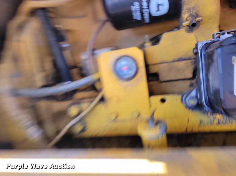 image for item OD9521 1991 John Deere 770B motor grader