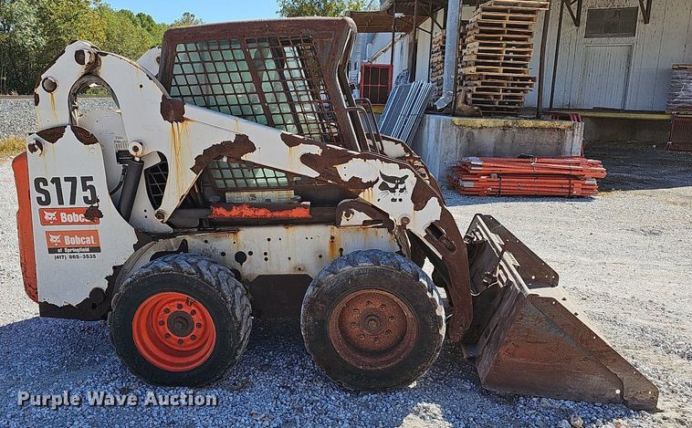 image for item OG9529 2008 Bobcat S175 skid steer loader