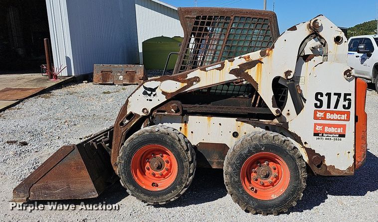 image for item OG9529 2008 Bobcat S175 skid steer loader
