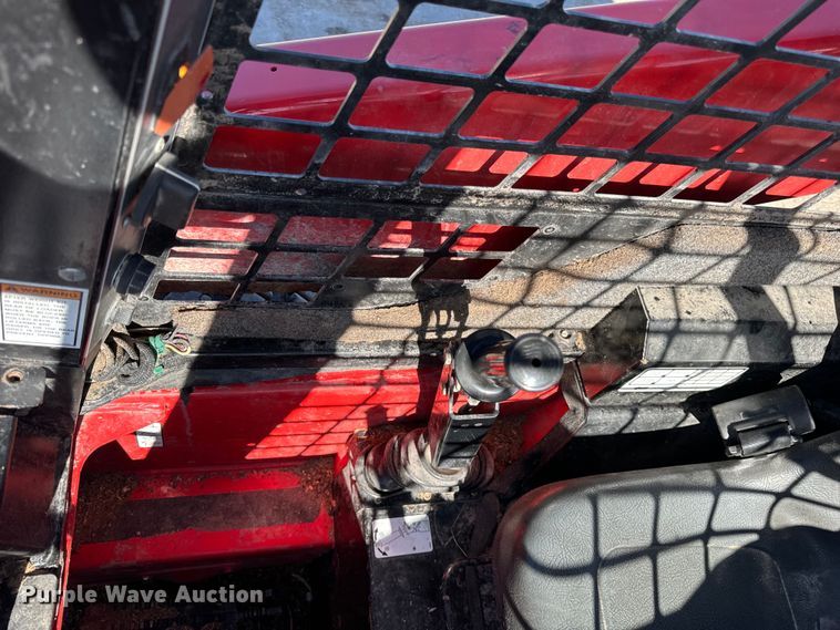 image for item OG9559 2022 Manitou 1050R skid steer loader