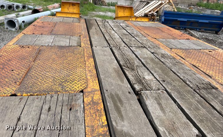 image for item OG9955 2001 Interstate 20DT equipment trailer