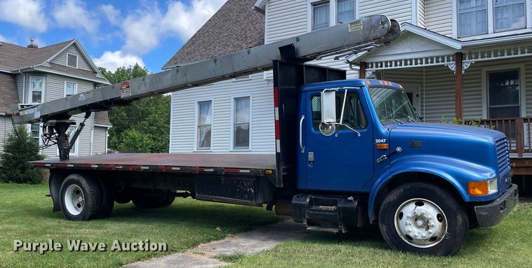 image for item OG9982 2000 International  4700 shingle conveyor truck