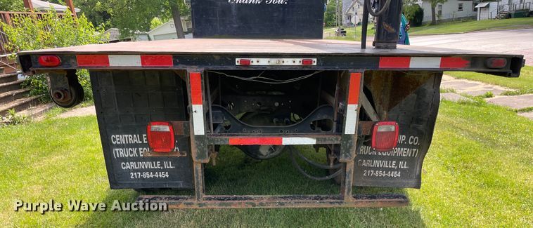 image for item OG9982 2000 International  4700 shingle conveyor truck