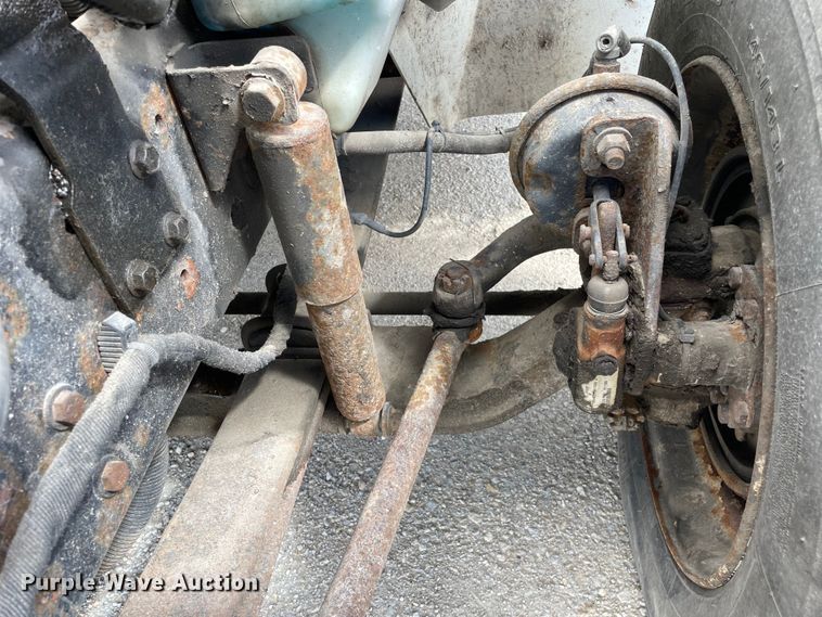 image for item OG9984 2006 International  4400 flatbed truck