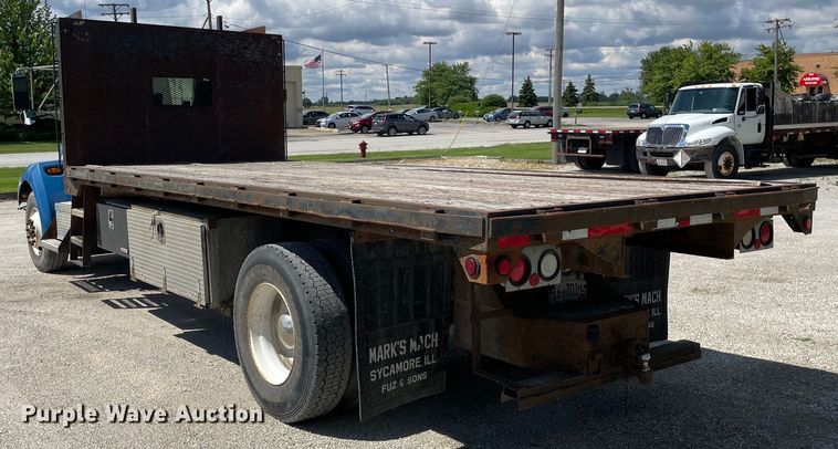 image for item OG9985 2007 Kenworth  T300 flatbed truck