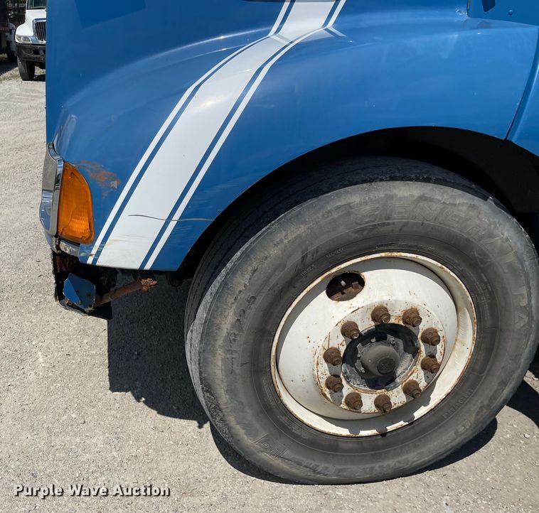 image for item OG9985 2007 Kenworth  T300 flatbed truck