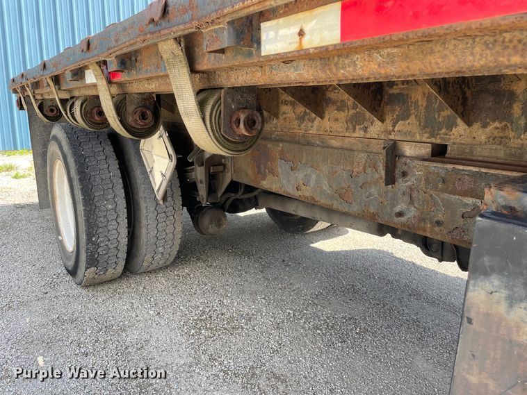 image for item OG9985 2007 Kenworth  T300 flatbed truck