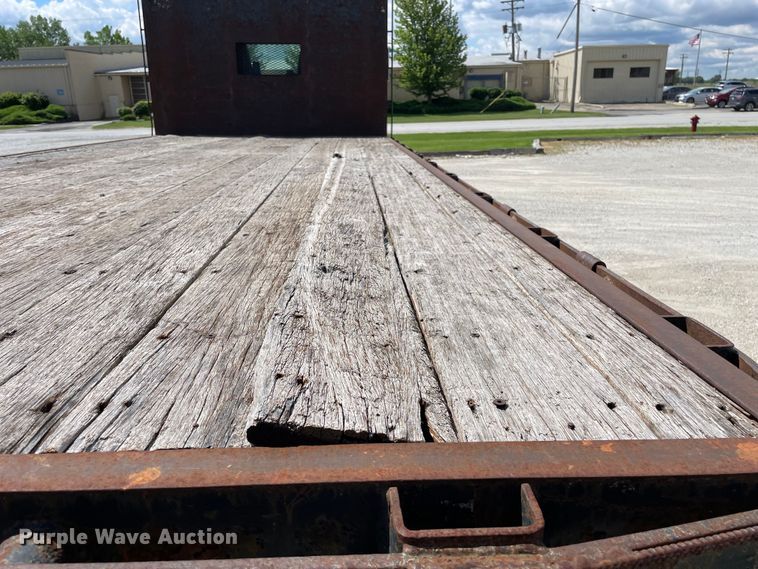 image for item OG9985 2007 Kenworth  T300 flatbed truck