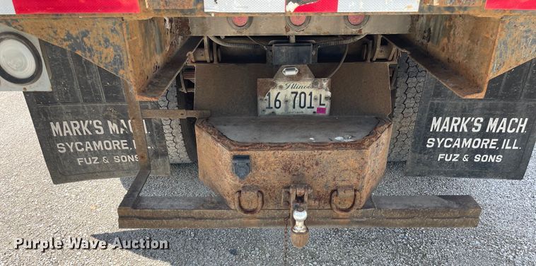 image for item OG9985 2007 Kenworth  T300 flatbed truck