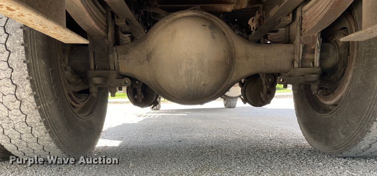 image for item OG9985 2007 Kenworth  T300 flatbed truck