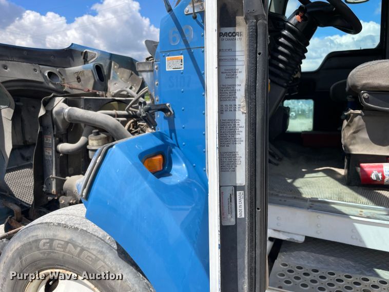 image for item OG9985 2007 Kenworth  T300 flatbed truck