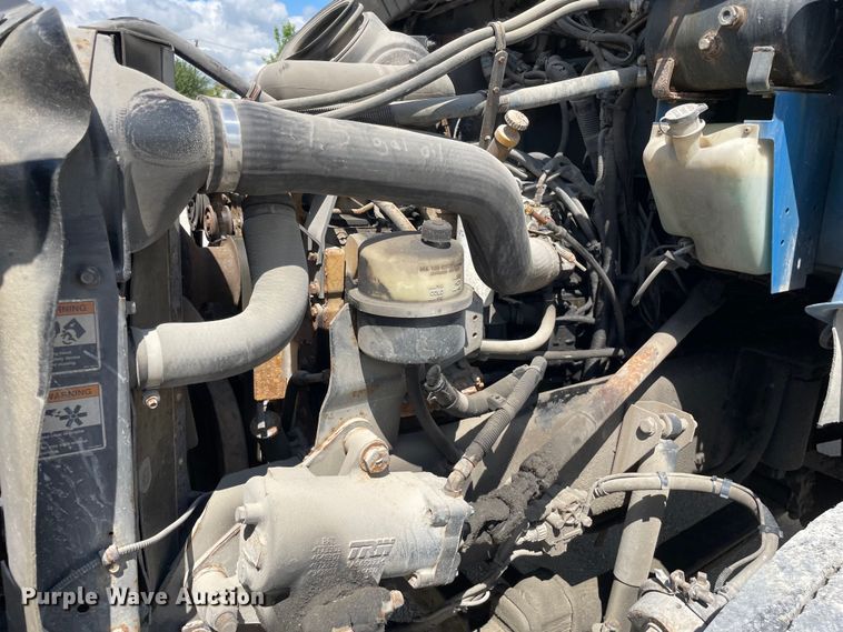 image for item OG9985 2007 Kenworth  T300 flatbed truck