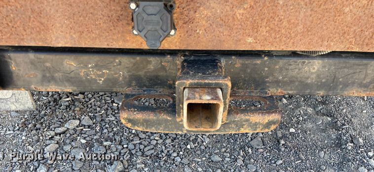 image for item OG9989 2005 Ford  F450 Super Duty XLT dump truck