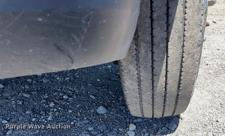 image for item OG9989 2005 Ford  F450 Super Duty XLT dump truck