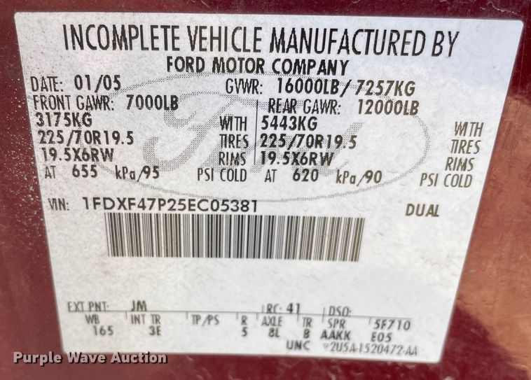 image for item OG9989 2005 Ford  F450 Super Duty XLT dump truck