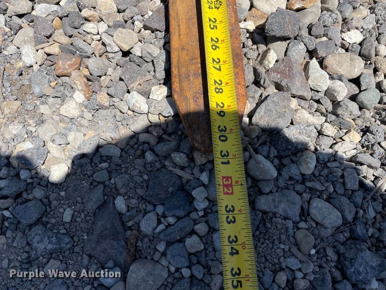 image for item OG9990 2014 Vermeer S800TX compact utility loader