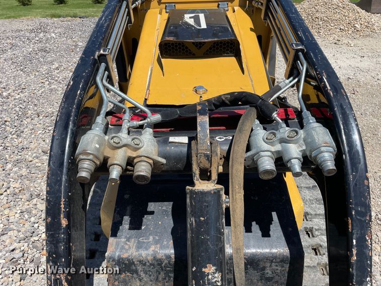 image for item OG9990 2014 Vermeer S800TX compact utility loader