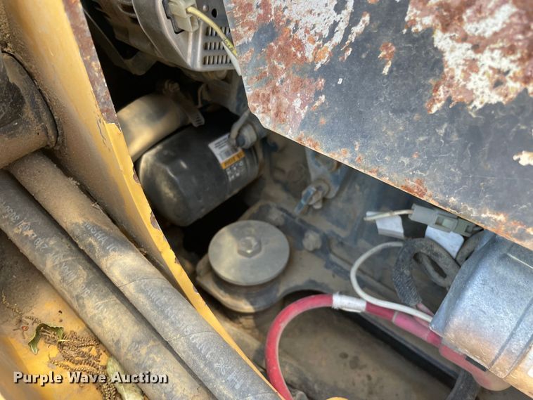 image for item OG9990 2014 Vermeer S800TX compact utility loader