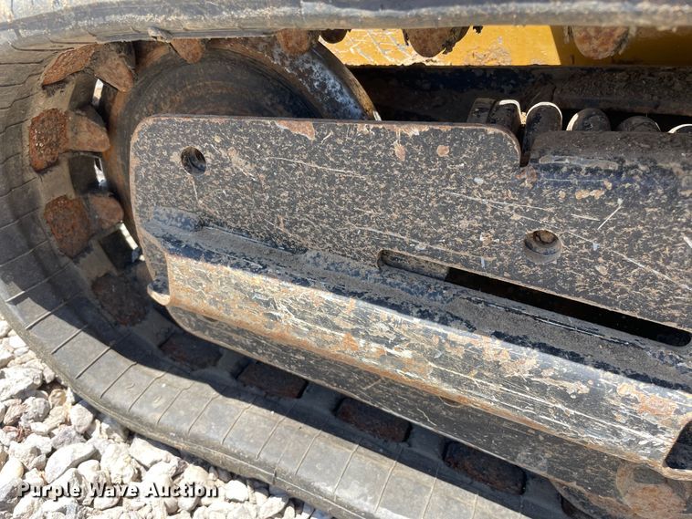 image for item OG9990 2014 Vermeer S800TX compact utility loader