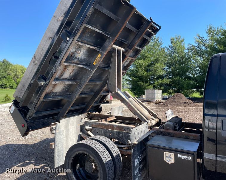 image for item OG9991 2009 Ford F450 Super Duty XL Crew Cab dump truck