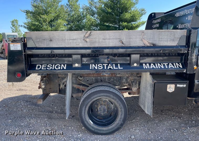 image for item OG9991 2009 Ford F450 Super Duty XL Crew Cab dump truck