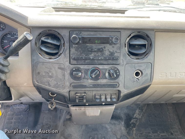 image for item OG9991 2009 Ford F450 Super Duty XL Crew Cab dump truck