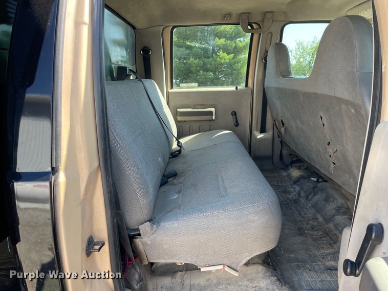 image for item OG9991 2009 Ford F450 Super Duty XL Crew Cab dump truck