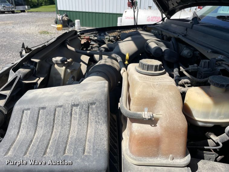 image for item OG9991 2009 Ford F450 Super Duty XL Crew Cab dump truck