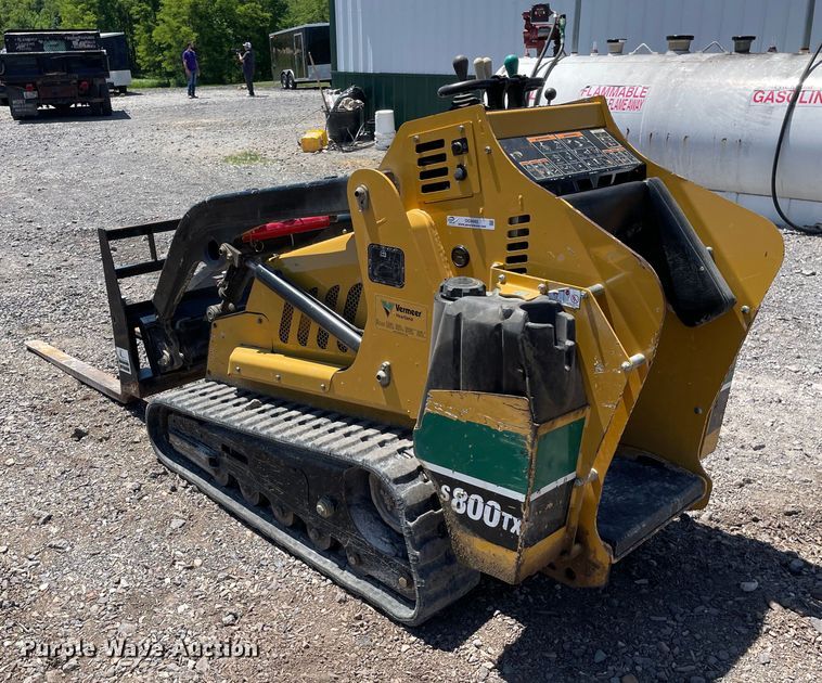 image for item OG9992 2013 Vermeer S800TX compact utility loader