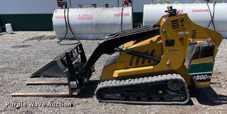 image for item OG9992 2013 Vermeer S800TX compact utility loader