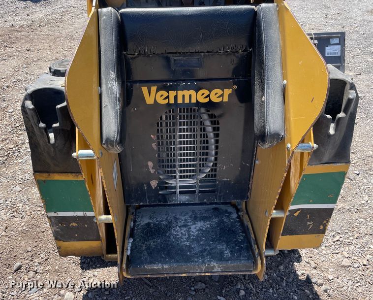 image for item OG9992 2013 Vermeer S800TX compact utility loader