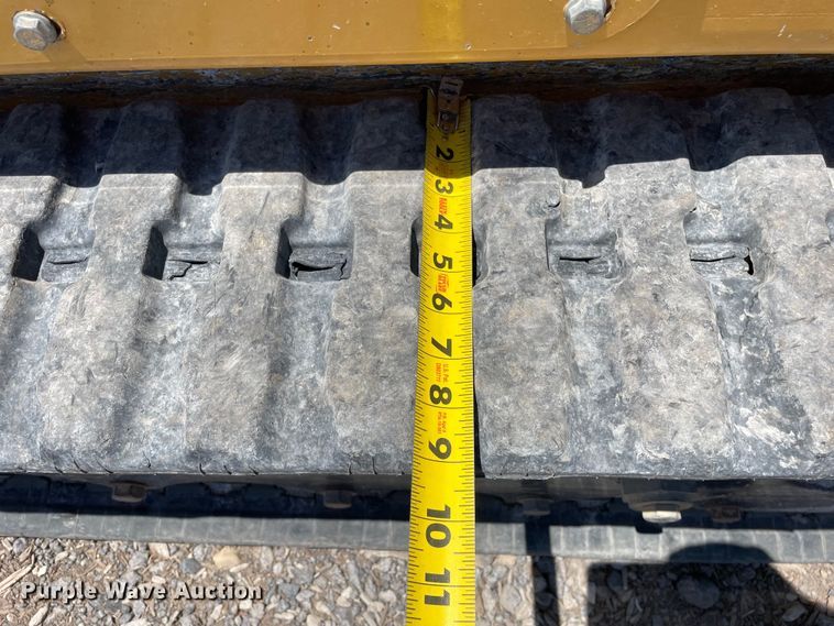 image for item OG9992 2013 Vermeer S800TX compact utility loader