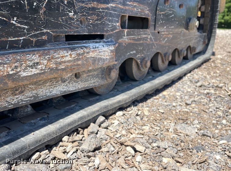 image for item OG9992 2013 Vermeer S800TX compact utility loader