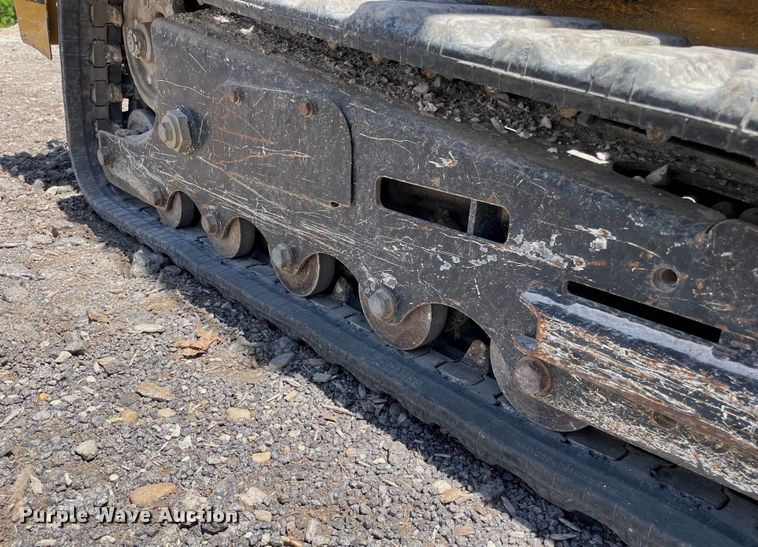 image for item OG9992 2013 Vermeer S800TX compact utility loader