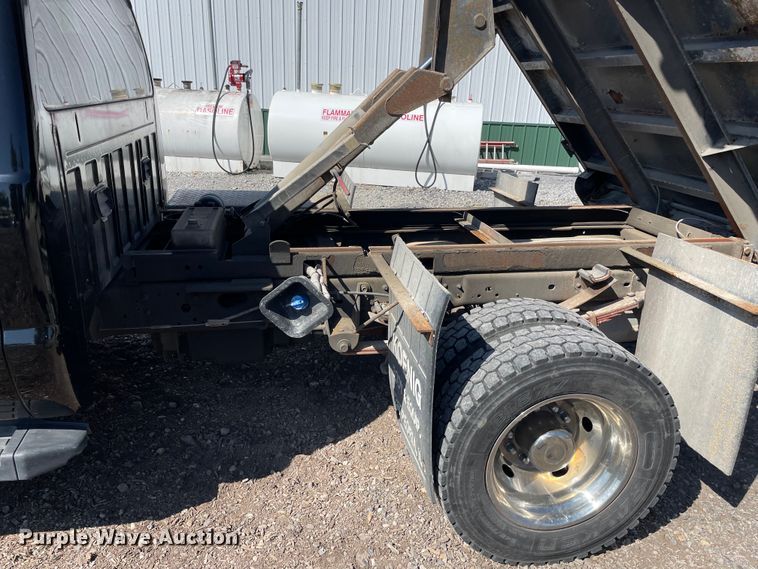 image for item OG9994 2013 Ford  F450 Super Duty  Crew Cab dump truck