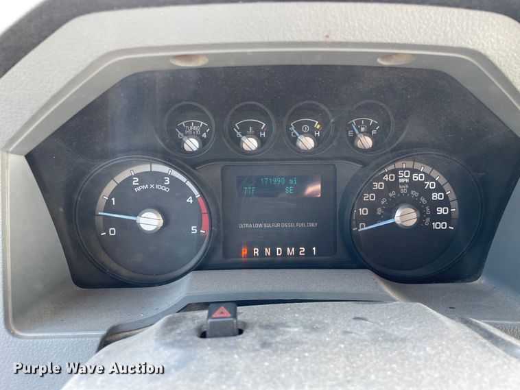 image for item OG9994 2013 Ford  F450 Super Duty  Crew Cab dump truck