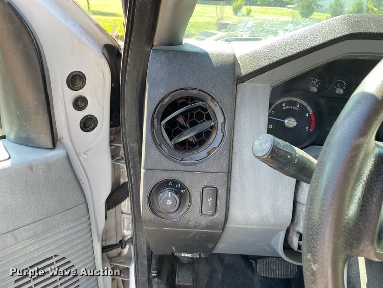 image for item OG9994 2013 Ford  F450 Super Duty  Crew Cab dump truck