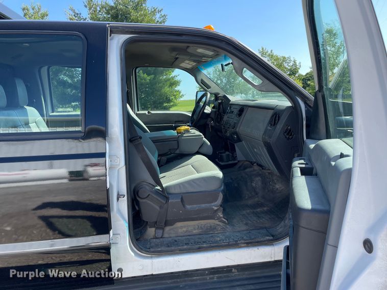 image for item OG9994 2013 Ford  F450 Super Duty  Crew Cab dump truck