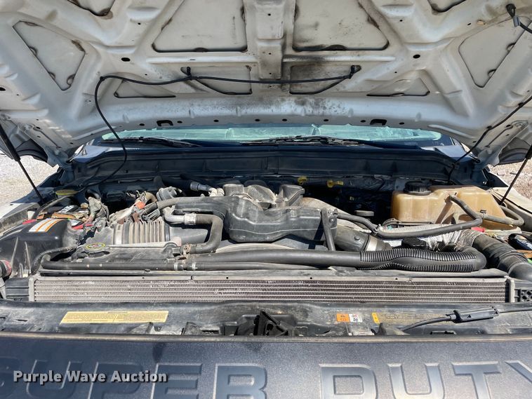 image for item OG9994 2013 Ford  F450 Super Duty  Crew Cab dump truck