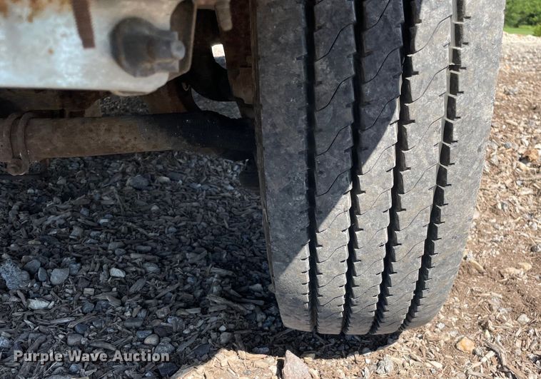 image for item OG9994 2013 Ford  F450 Super Duty  Crew Cab dump truck