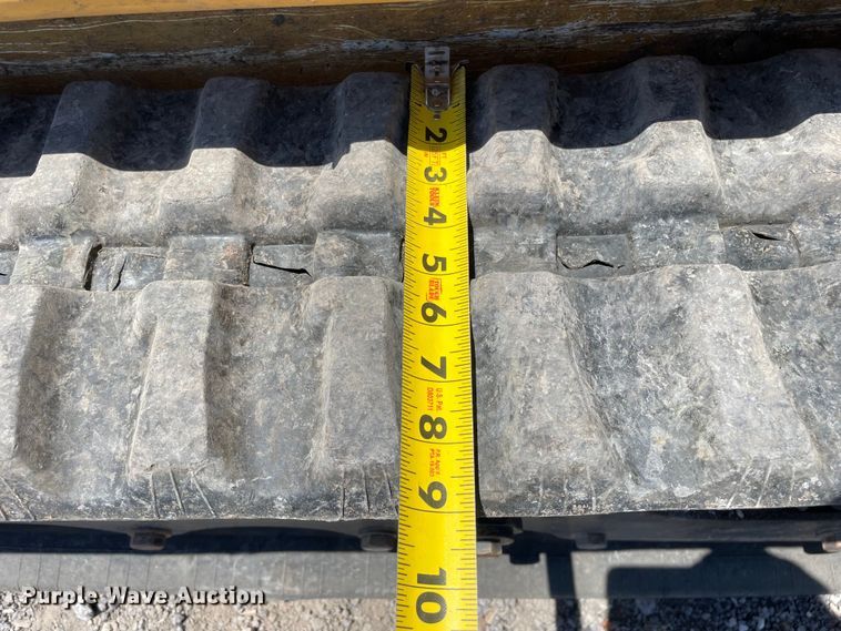 image for item OG9998 2011 Vermeer S800TX compact utility loader