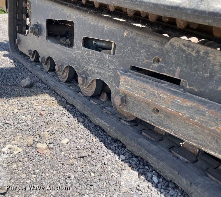 image for item OG9998 2011 Vermeer S800TX compact utility loader