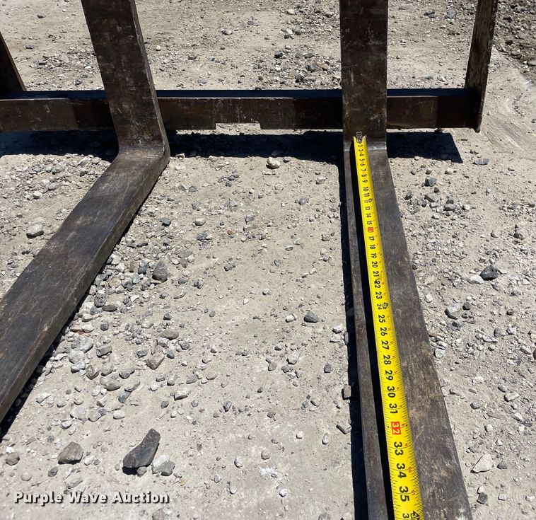 image for item OH9001 2003 Takeuchi TL-130 tracked skid steer loader