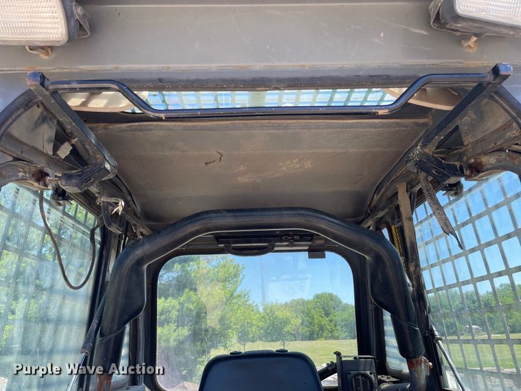 image for item OH9001 2003 Takeuchi TL-130 tracked skid steer loader