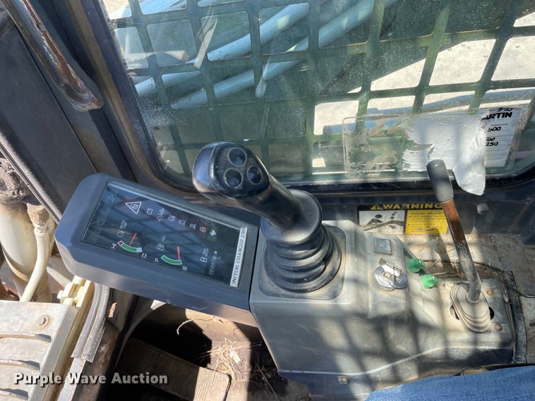 image for item OH9001 2003 Takeuchi TL-130 tracked skid steer loader